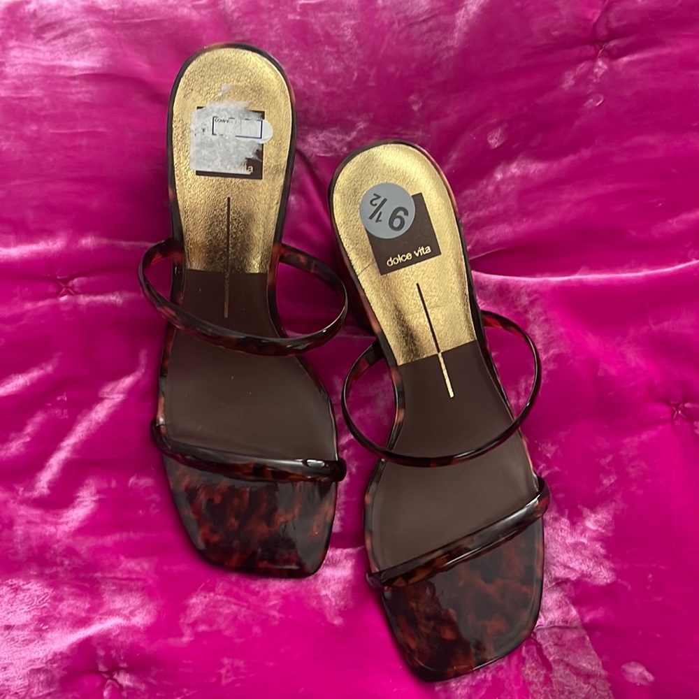 Dolce vita Heels